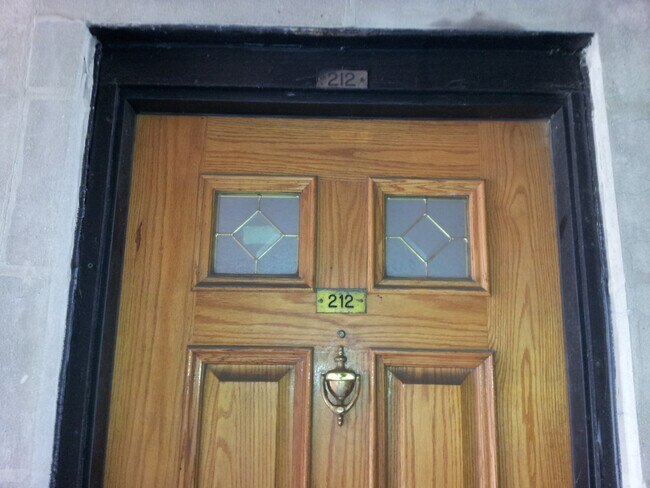 Foto del edificio - 4938 S Drexel Blvd