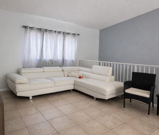 Foto del edificio - 2871 W 76th St