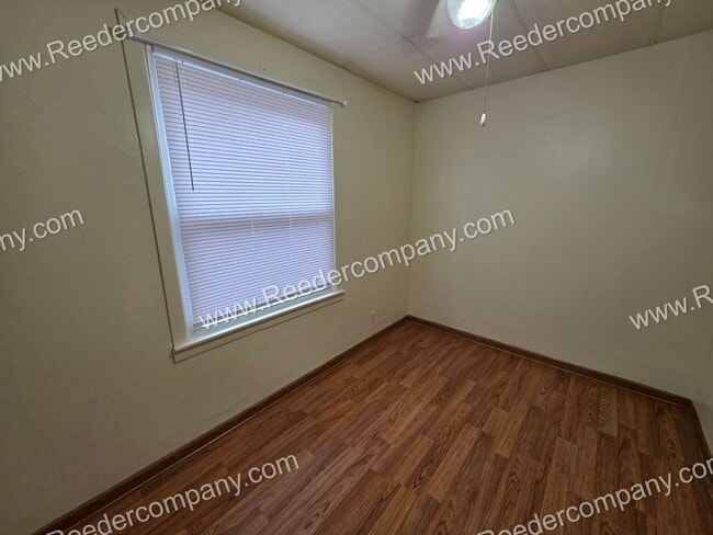 Building Photo - Spacious 3 bedroom 1 bathroom house in Hammond