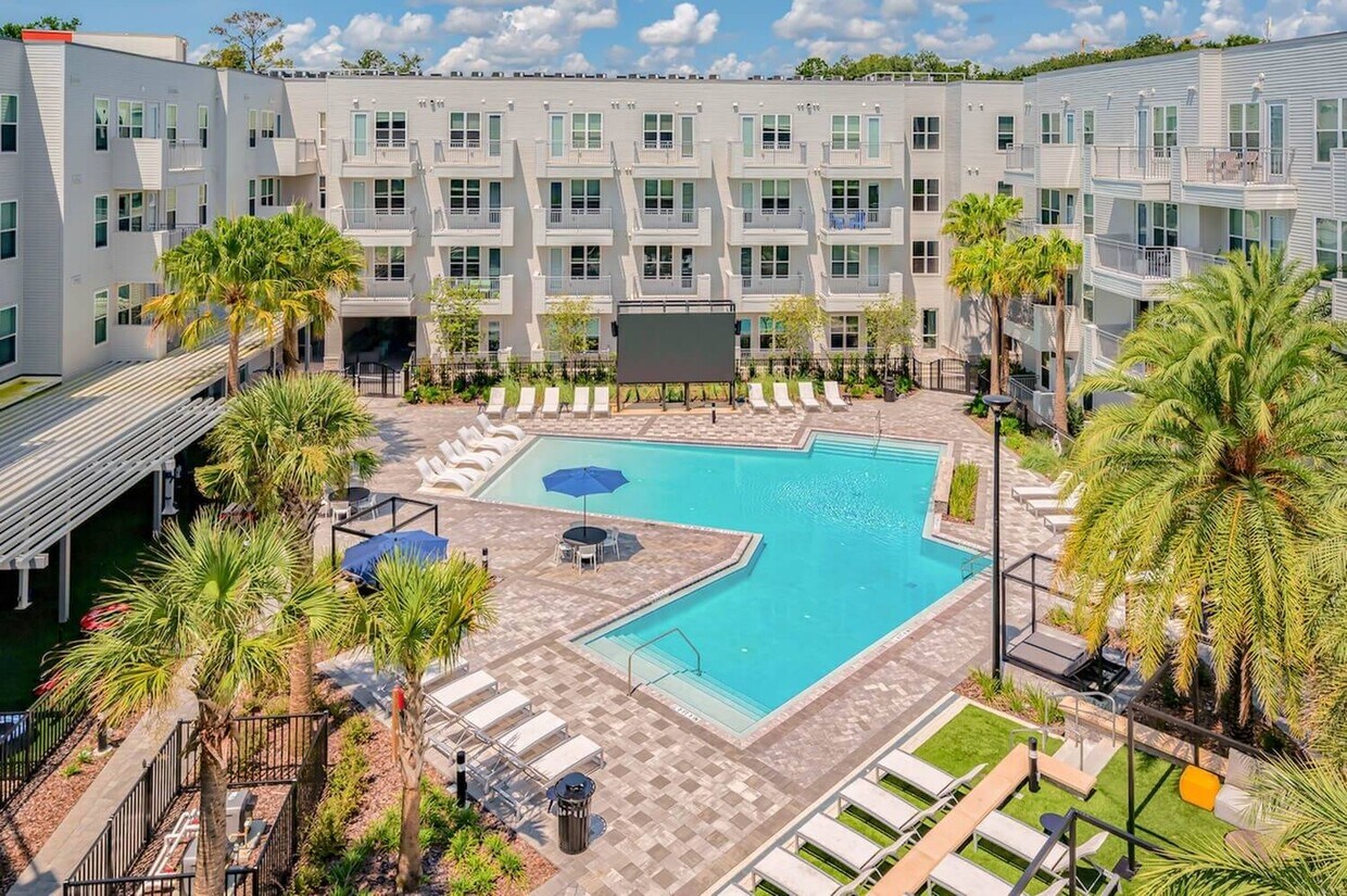 Alsander GNV Apartments in Gainesville, FL
