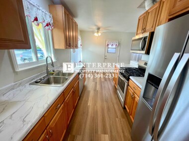 Building Photo - Immaculate Home Recently Renovated (5561 E...