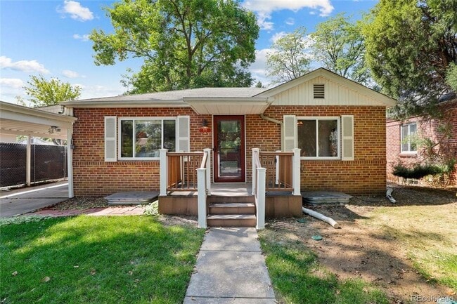 4b/2B and 2 Kitchens House with Nice Backyard in a Great Neighborhood - 4b/2B and 2 Kitchens House with Nice Backyard in a Great Neighborhood