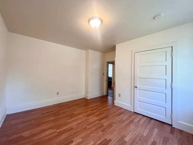 Foto del edificio - 626 12th Ave S