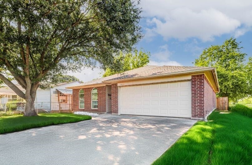 Foto principal - 10102 Wiggins St