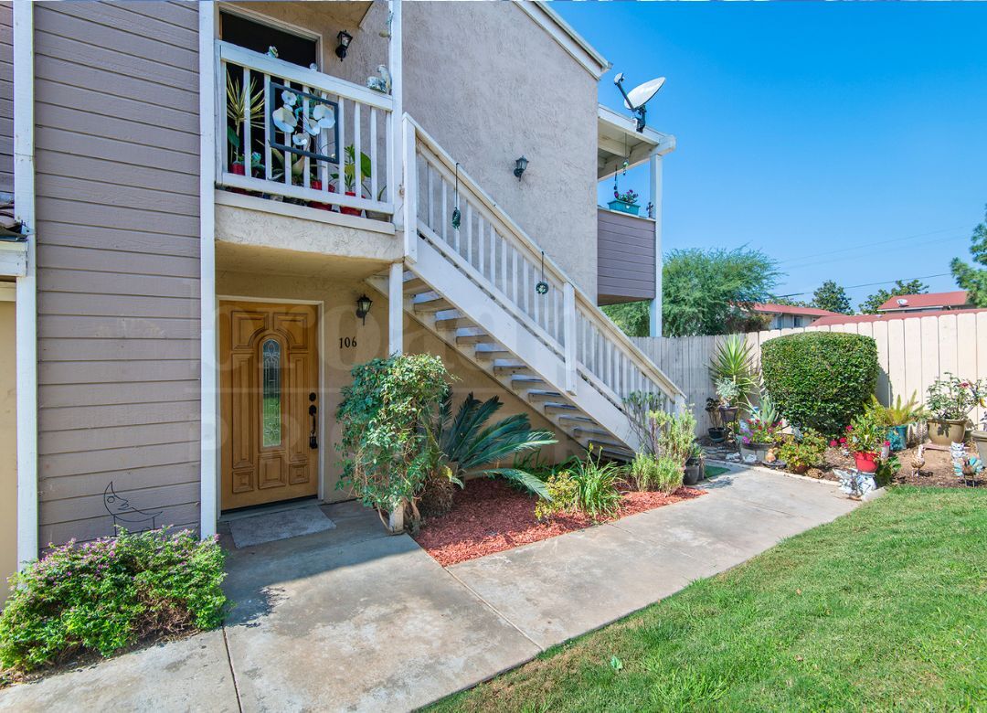 Foto principal - 1075 N Escondido Blvd