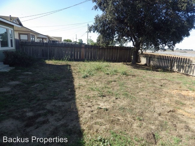 Foto del edificio - 2 br, 1 bath House - 664 San Juan Grade Rd