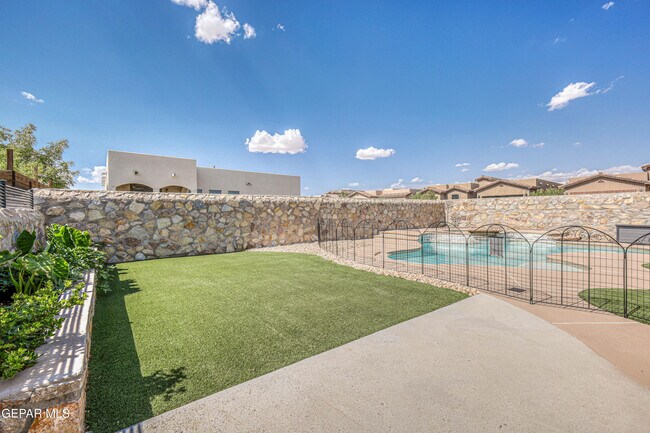 Building Photo - 12315 Houghton Springs Dr