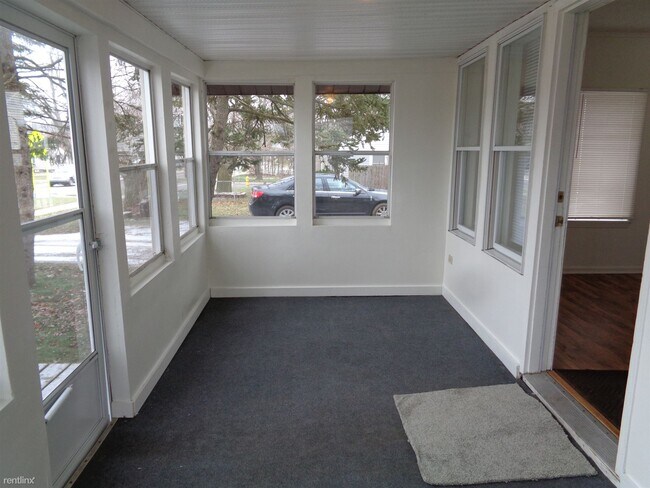 Building Photo - 2 br, 1 bath House - 527 Idaho Ave