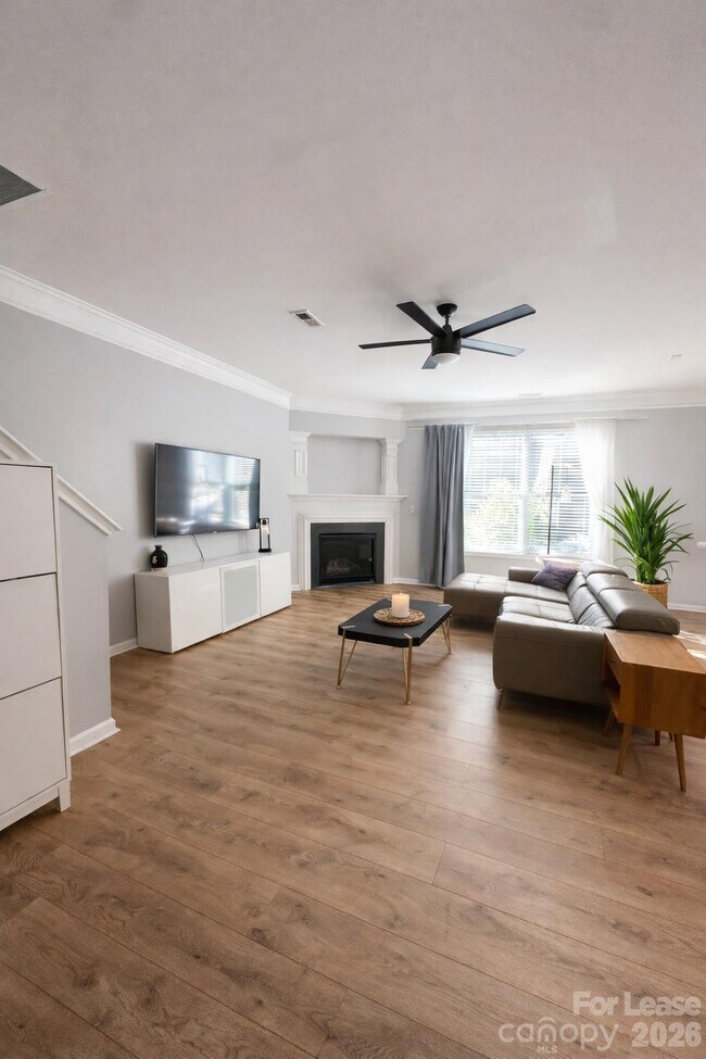 Foto del edificio - 16732 Prairie Falcon Ln