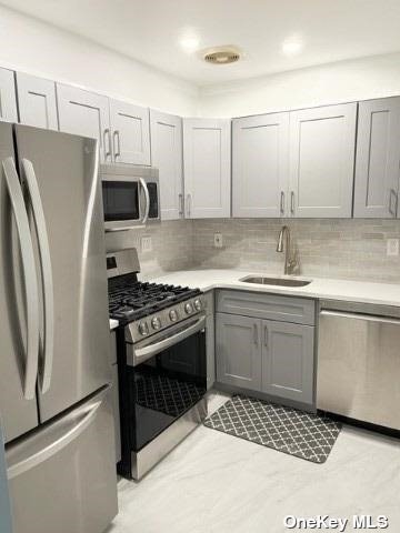 Foto principal - 118-82 Metropolitan Ave