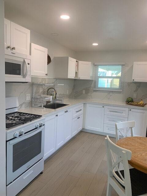 Foto del edificio - 3266 Clairemont Mesa Blvd