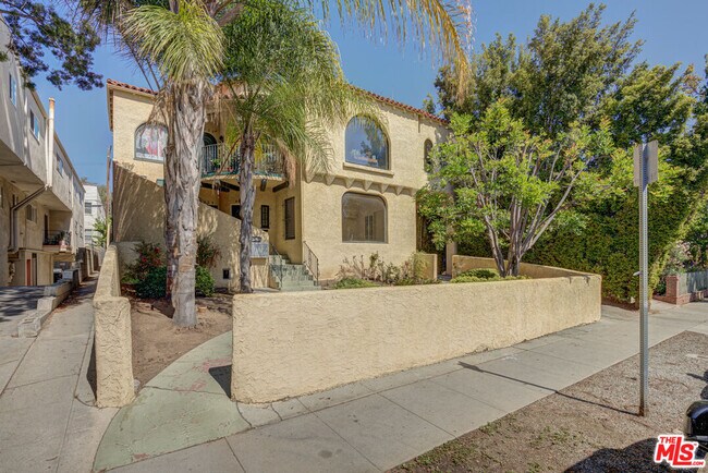 Foto del edificio - 4429 Finley Ave