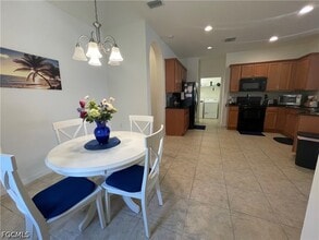 Building Photo - 10457 Materita Dr