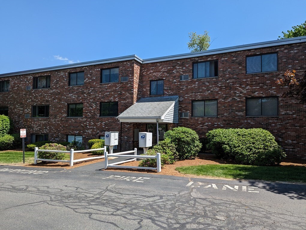 65 Milliken Ave Unit 16, Franklin, MA 02038 Condo for Rent in
