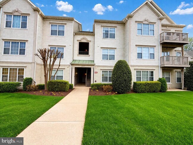 Foto del edificio - 12481 Hayes Ct