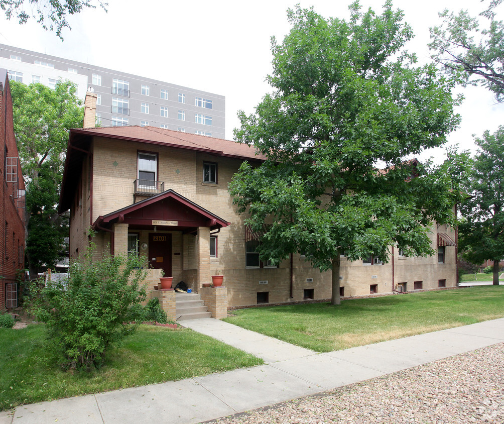 Primary Photo - Josephine Apartments