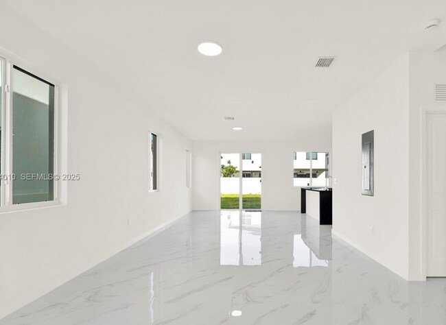 Foto del edificio - 22535 SW 125th Ave