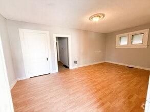 Building Photo - 3830 Missouri Ave