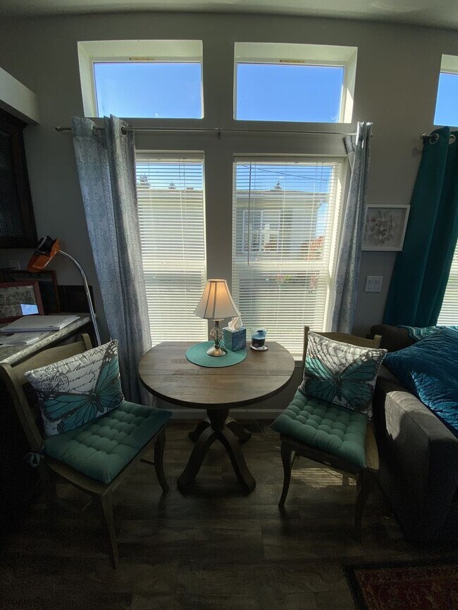 Building Photo - Adorable small new manufactured home