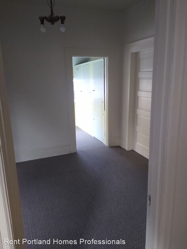 Foto del edificio - 2 br, 1 bath House - 4053 SE Boise Street