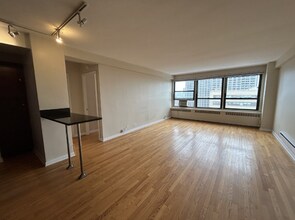 Building Photo - 4180 N Marine Dr