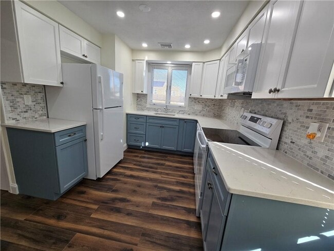 Foto del edificio - 96 Edgeworth Ave