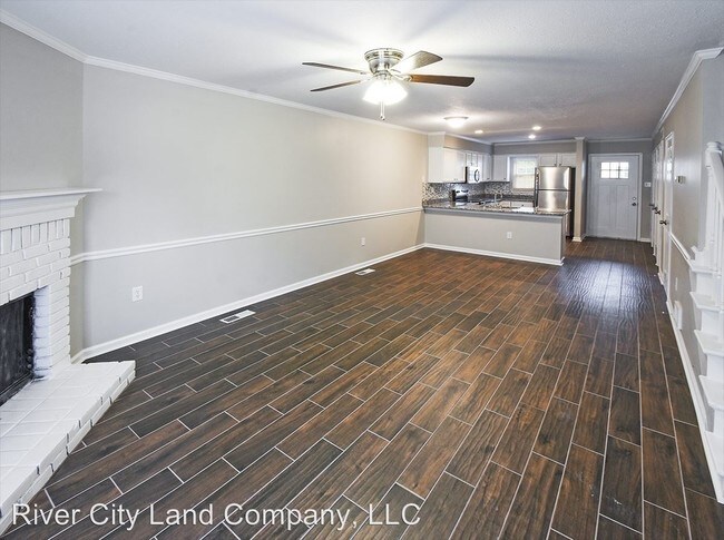 Building Photo - 2 br, 2.5 bath House - 1967 Rembert Place