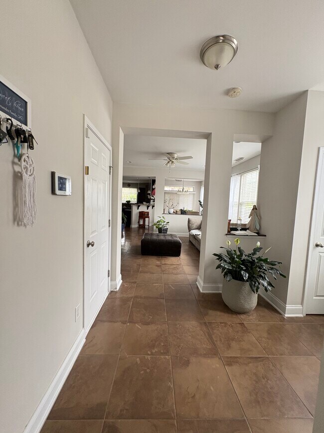 Foto del edificio - 1817 Affirmed Way