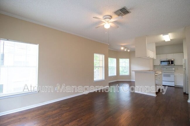Building Photo - 325 Arbor Lakes Cir