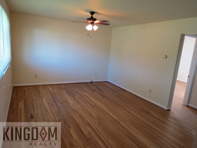 Building Photo - 244 Ziegler Ave. Columbus, OH 43207