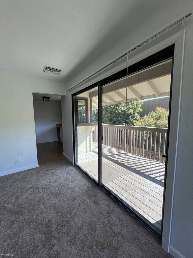 Foto del edificio - 2 br, 2 bath Condo - 2410 Starlight Lane