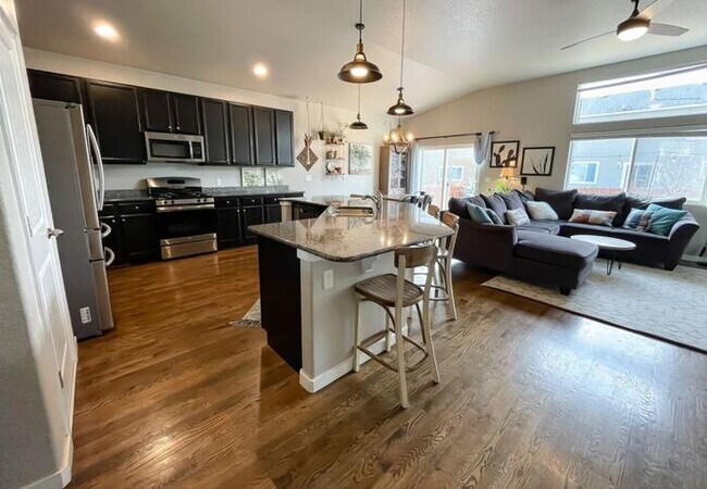 Foto del edificio - 7827 Dry Willow Wy