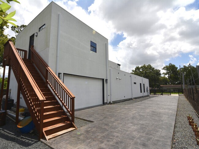 Foto del edificio - 2438 Walcott Ln