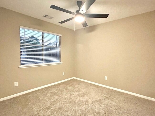 Building Photo - 14326 Little Willow Walk