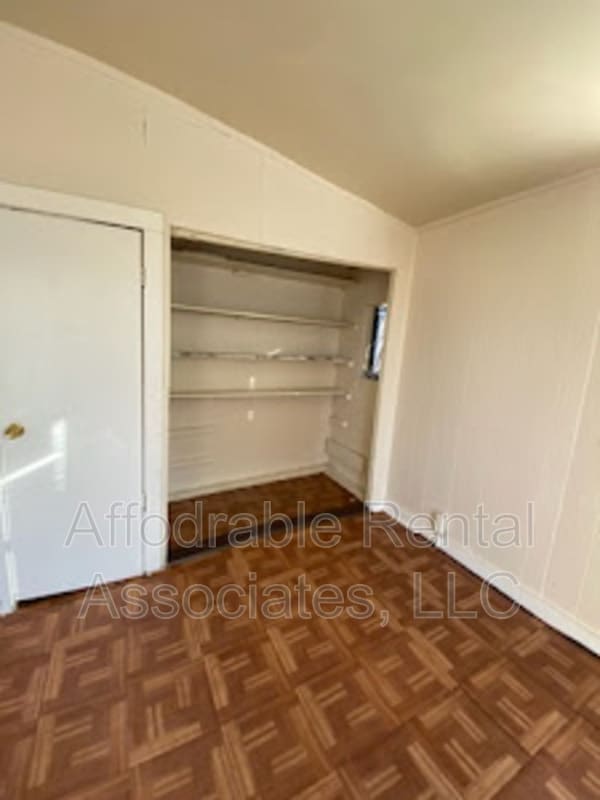 1820a S 4th St, Milwaukee, WI 53204 House Rental in Milwaukee, WI