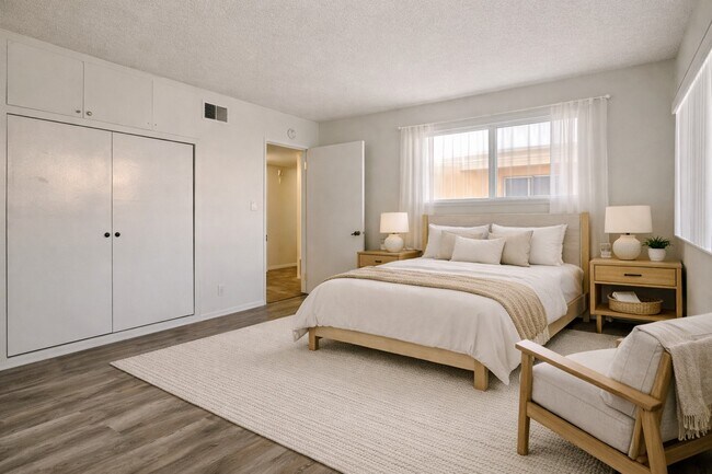 Foto del edificio - 17092 Emerald Ln