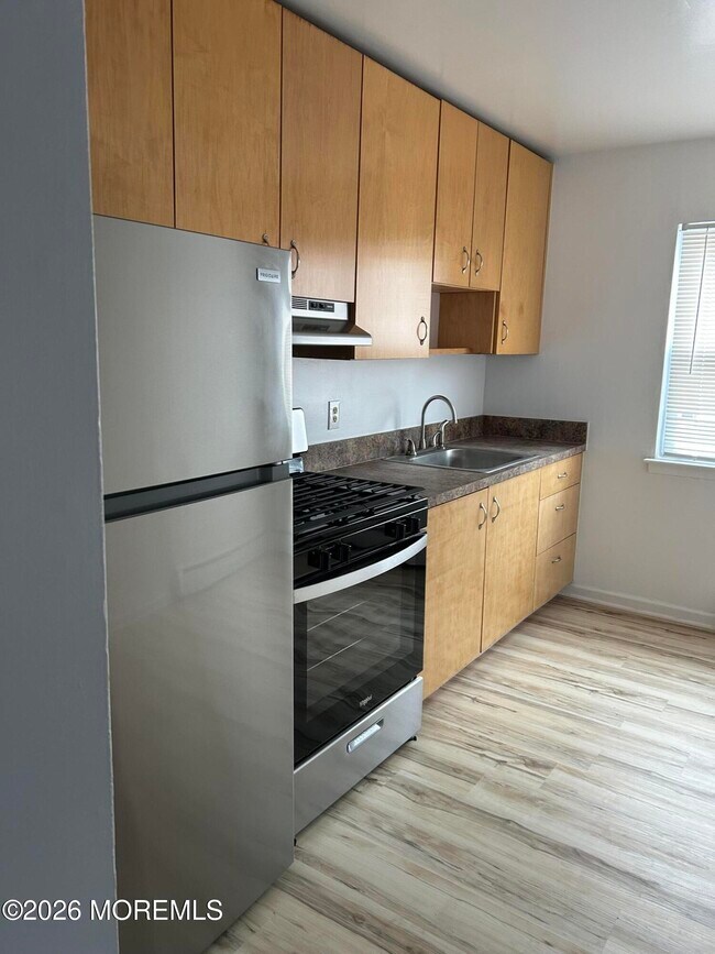 Foto del edificio - 258 N Bath Ave