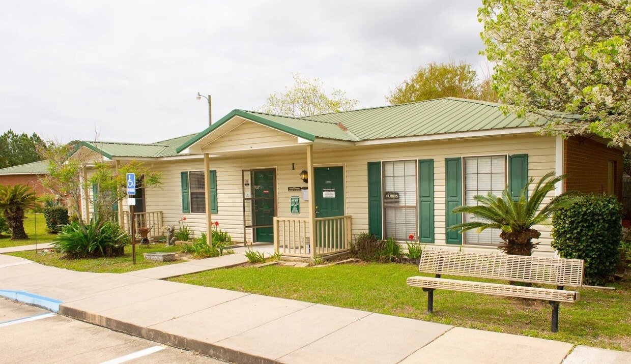 Primary Photo - 24598 Gulf Bay Rd