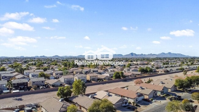 Building Photo - 39837 N Manetti St