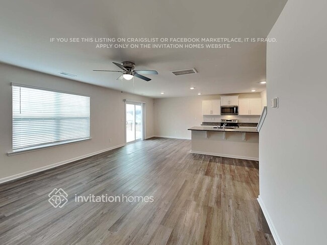 Building Photo - 110 Cassius Dr