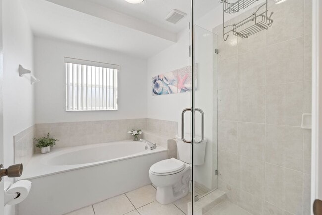 Building Photo - 8888 SW 223rd Terrace