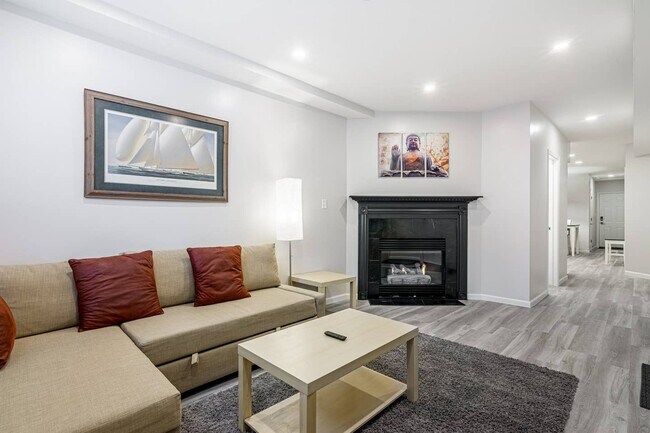 Foto del edificio - 1523 W Fry St