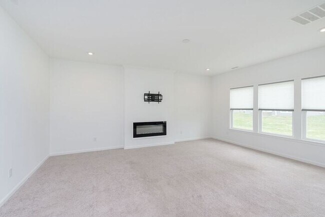 Foto del edificio - Awesome 5 Bedroom In Great McCordsville Lo...