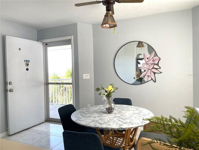 Foto del edificio - 1401 S McCall Rd