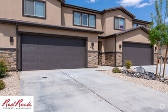 Building Photo - 482 530 W