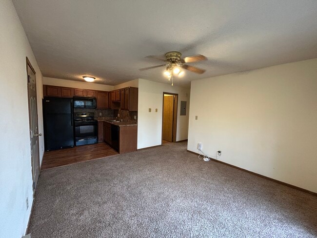 Building Photo - 271