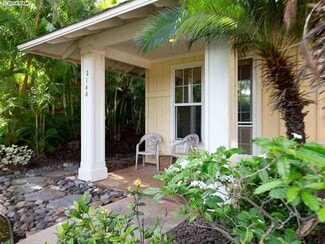 Building Photo - 214 A Kuli Puu St