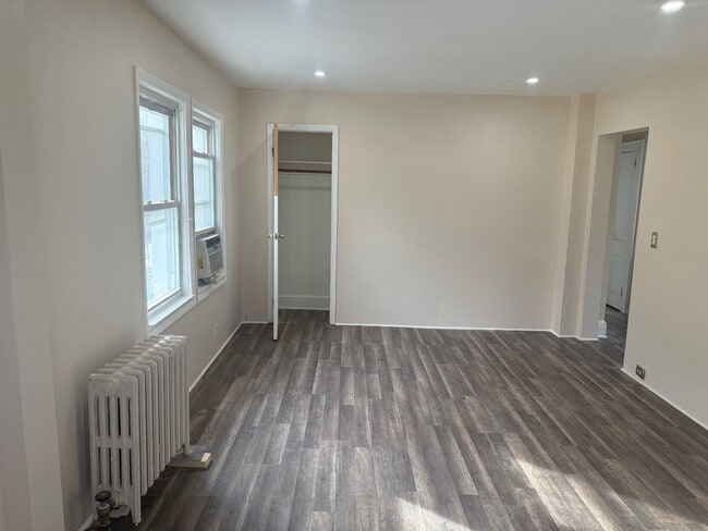 Building Photo - 57 Vanderbilt Ave