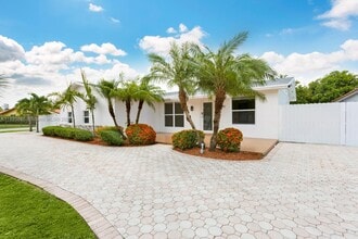 Building Photo - 10770 SW 26th St