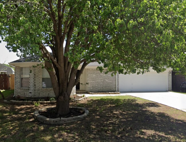 Building Photo - 1606 Oxford Dr